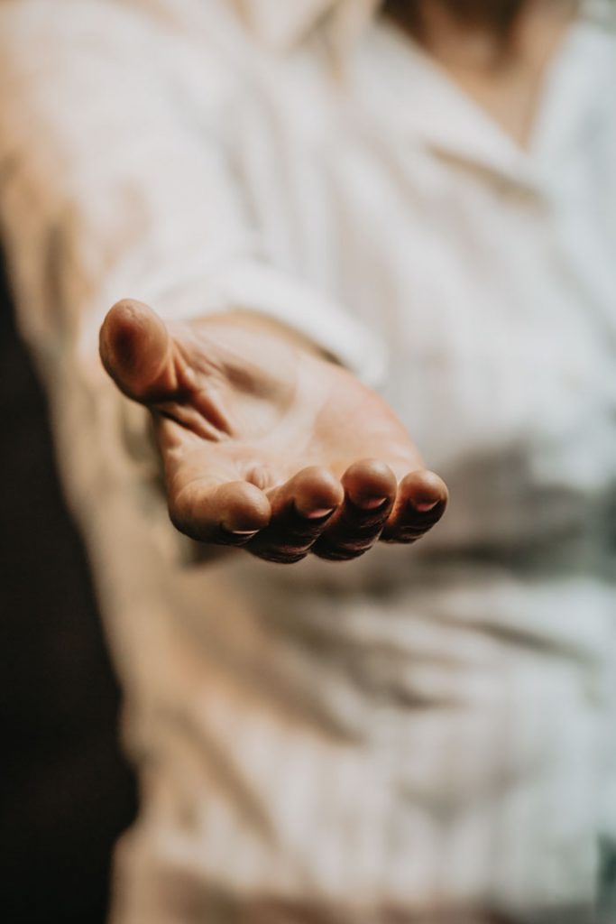 giving-hands